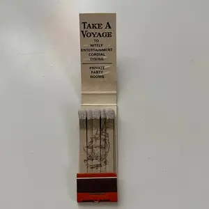 Castaways Manitou Springs CO Feature Matches Vintage Matchbook TB7-XSM