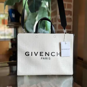 Pre-owned GIVENCHY Coated Canvas Tote Bags 4G Logo Shopping Tote