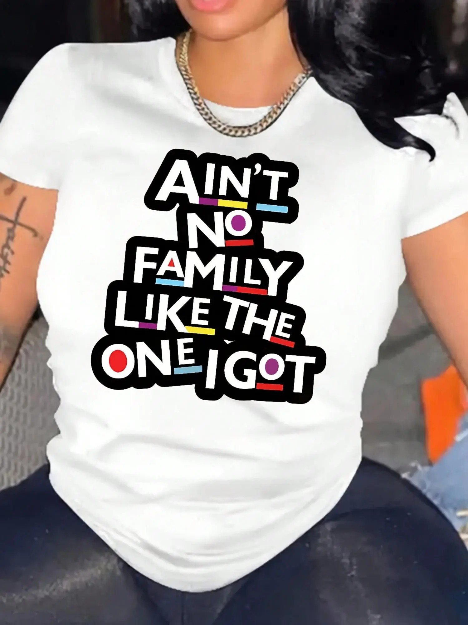 Polyester Knit Fabric - Ain't No Family Like The One I Got - Letter Print Alphabet Graphic T-Shirt For Women, Casual Round Neck Short Sleeve, All Seasons Comfort