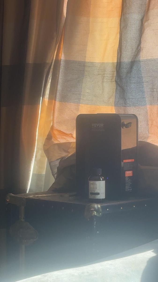 Item: 180 ml - Wall Mount/Standing - 2000sq.ft