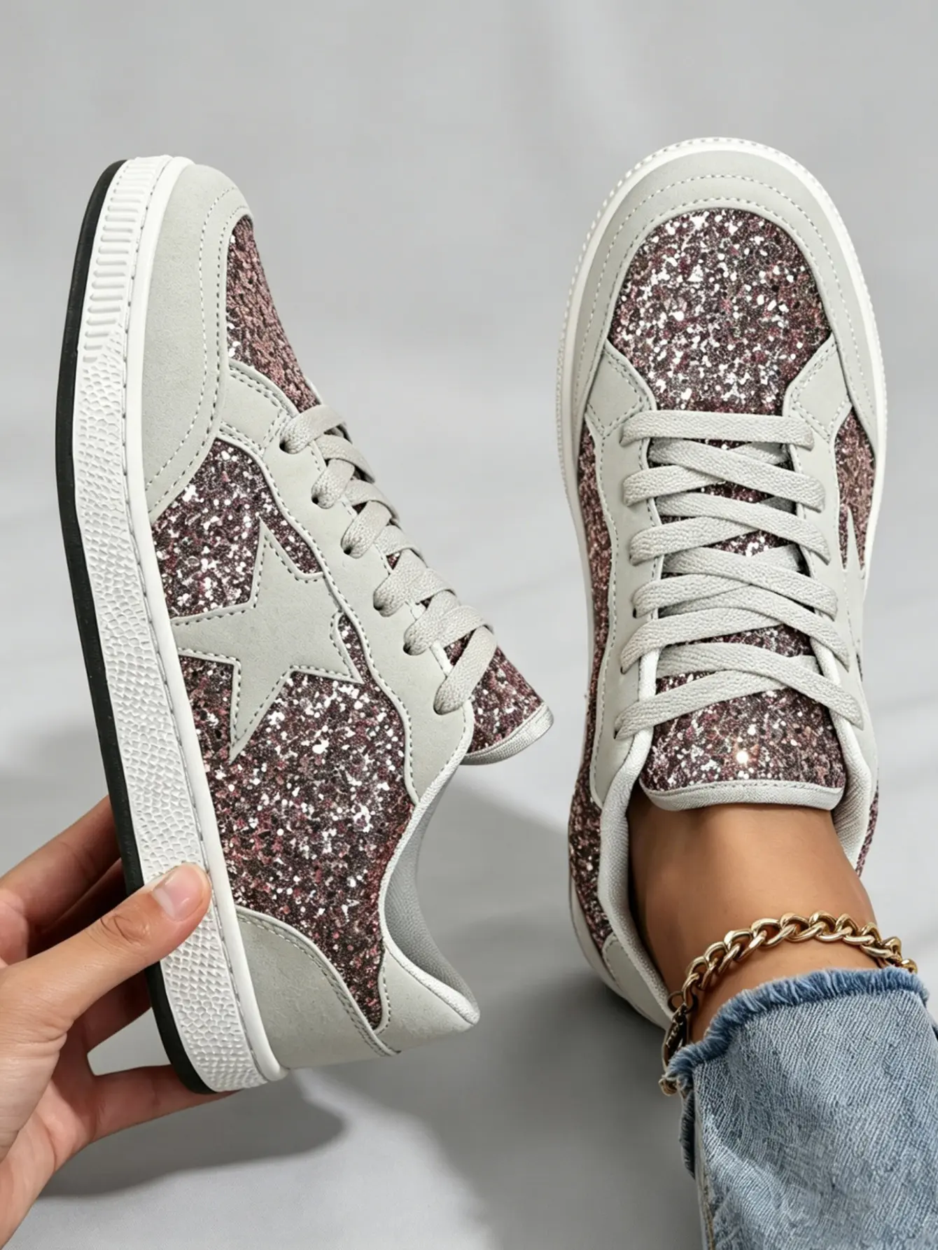 Women's Stylish Rose Gold Sneakers, Retro Suede & Sequin Lace-up Shoes with a Sporty Chic Star Pattern, Retro Style, Feminine Style Casual Trainers, Walking Shoes, Footwear, Ladies Sneakers, Closed, Aesthetic, Round Toe, Ankle, Five-Pointed Star Pattern
