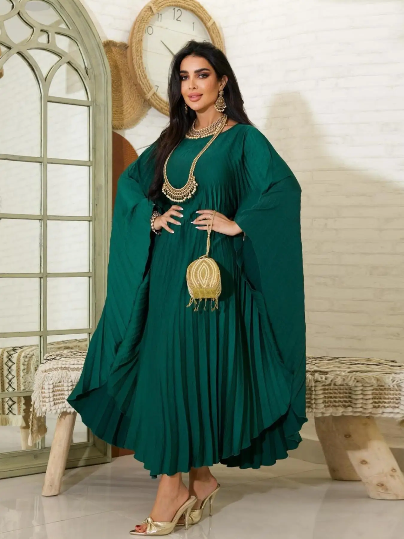 Women's Solid Color Pleated Batwing Sleeve Kaftan Dress, Elegant Long Sleeve Round Neck Dress for Party Holiday Wedding Guest, Ladies Islamic Clothing