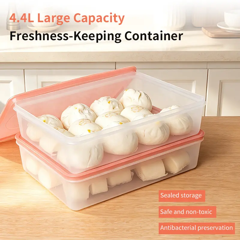 2-Pack Clear Plastic Food Storage Containers with Lids, 4.4L Stackable Kitchen Preserving Organiser for Food, Christmas Decorations