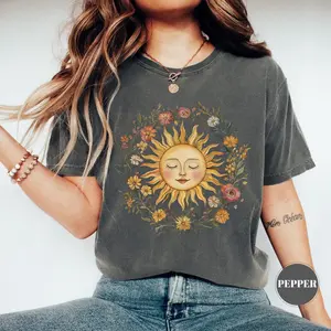 Comfort Colors Boho Spiritual Sun T-Shirt, Playful Cute Bohemian Graphic Tee, Aesthetic Celestial Hippie Outfit, Trendy Oversized Vintage Women Clothing, Premium Garment Dyed Chic Floral Style Gift