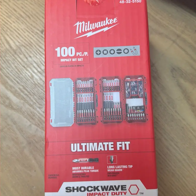 Milwaukee 100pc impact but set