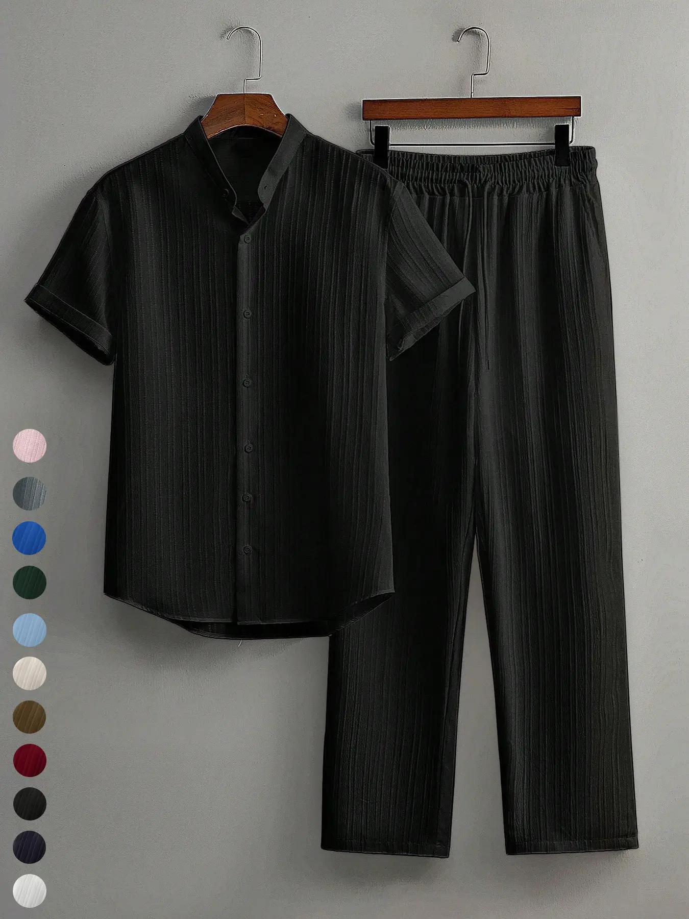 Two-Piece Set Men's Plain Solid Textured Button Shirt & Pants, Regular Fit Casual Short Sleeve Collared Top & Trousers for Summer, Men's Clothes for Daily Wear