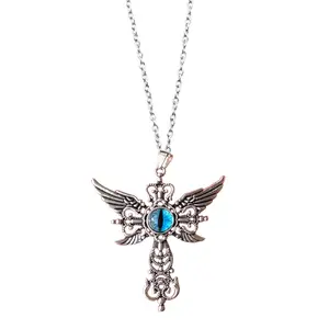 Adjustable Chain Crosses Necklace Elegant with Demon Wing Pendant Unique Neck Accessory