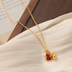 New style fortune-bringing red gourd necklace for women, high-end titanium steel, non-fading, elegant red collarbone choker