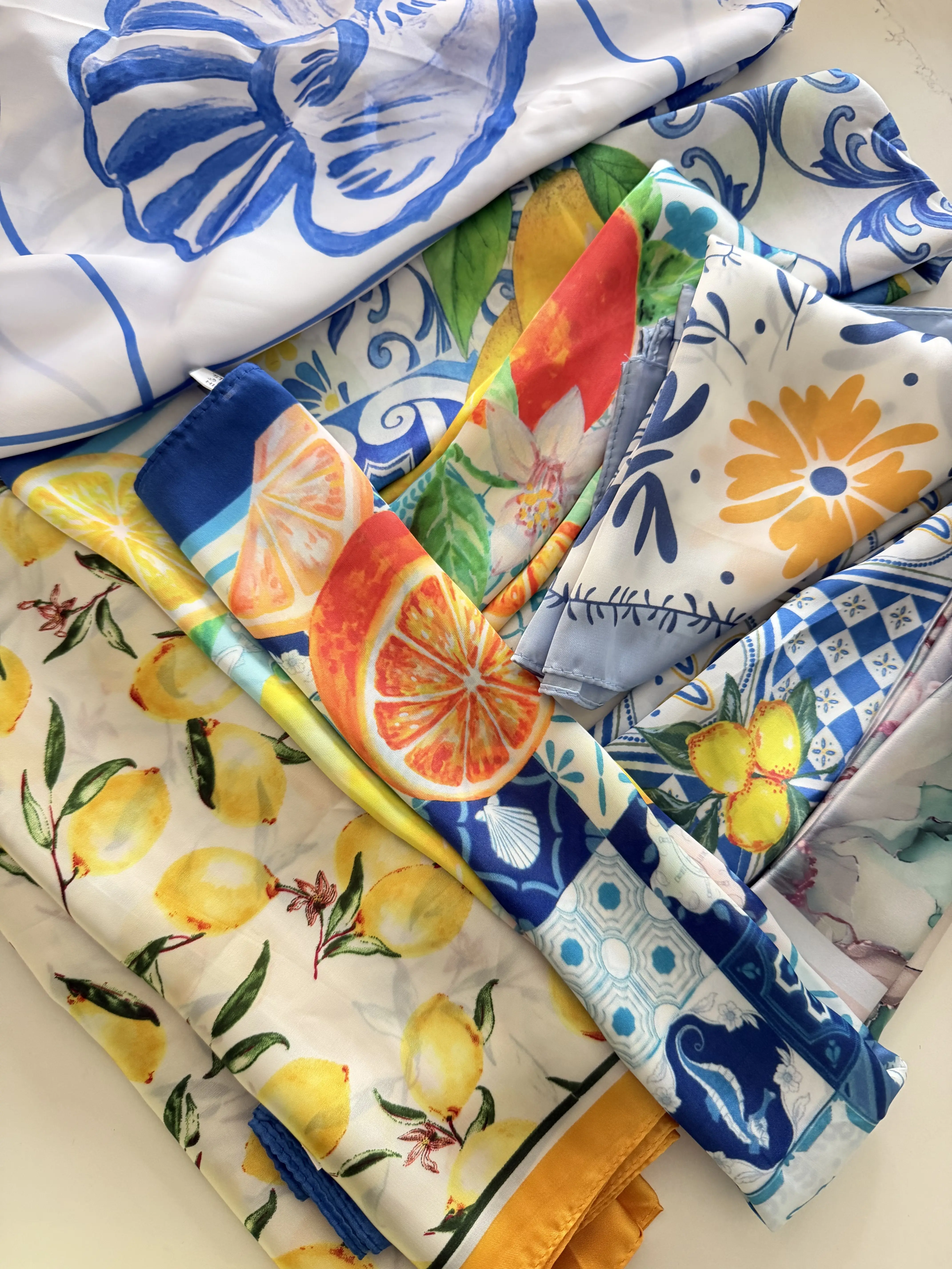 ESCOGE TU SCARF EN LIVE FASHION SATIN SCARF