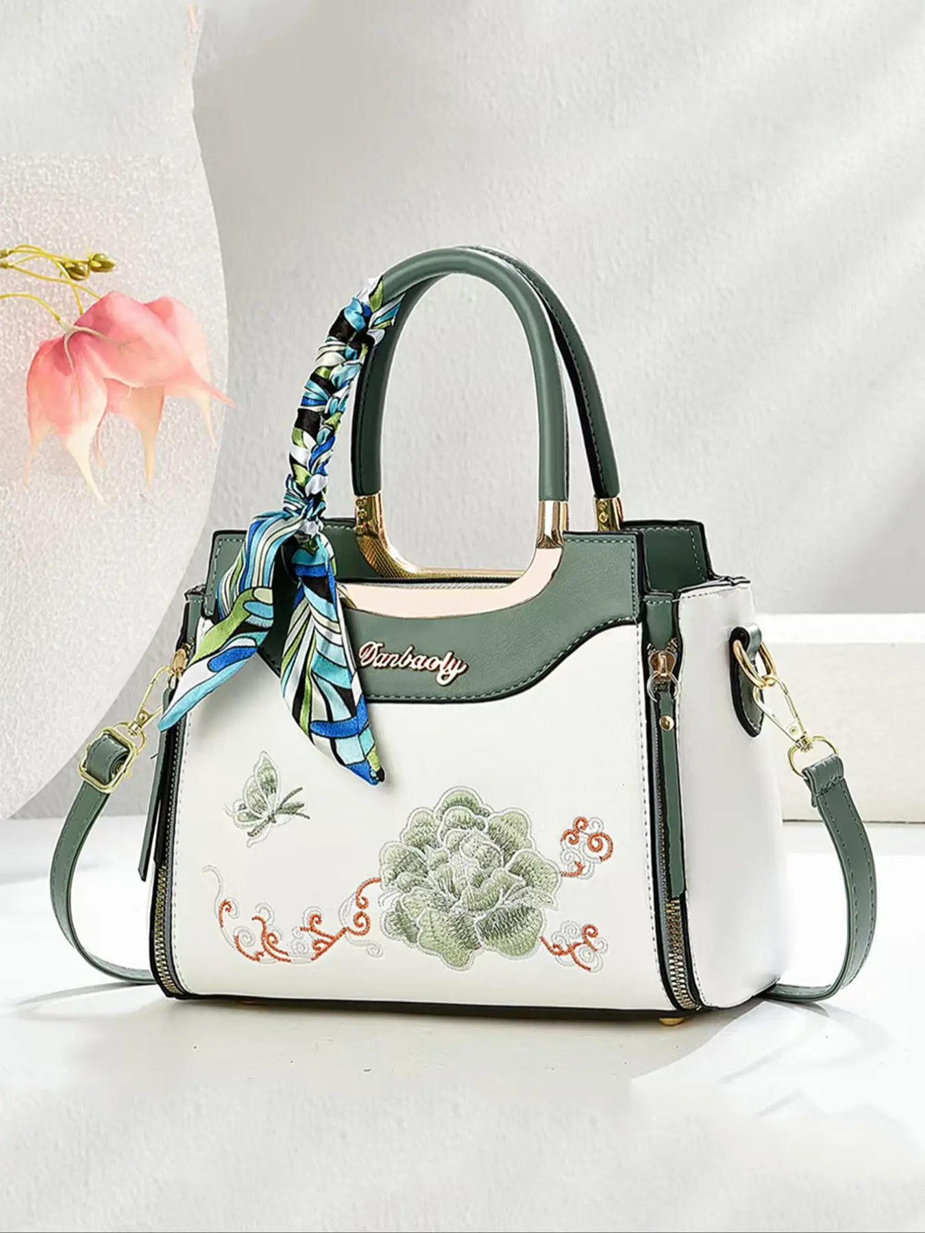 Women's Elegant Floral Embroidered Handbag, Fashionable Large Capacity Shoulder Bag for Daily Used, Casual Trendy Versatile High-quality Daily Commuting Bag