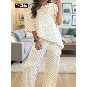 Checkered Color Block Printed Short Sleeve Round Neck T-Shirt and Home Pants Set, Comfortable Two-Piece for Relaxation and Leisure