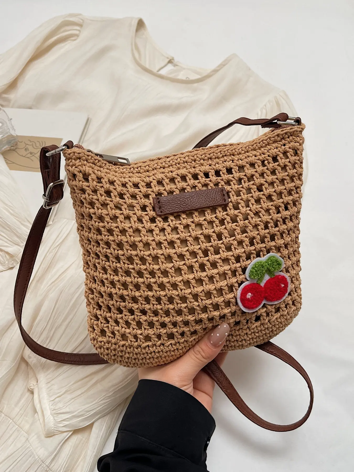 Casual cute cherry patchwork hollow crochet bag, simple ladies handmade shoulder bag everyday crossbody small bag