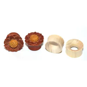 2 Pairs of Organic Flower Wood Hand Carved Ear Plugs Tunnels Gauges 0g 00g 1/2 5/8