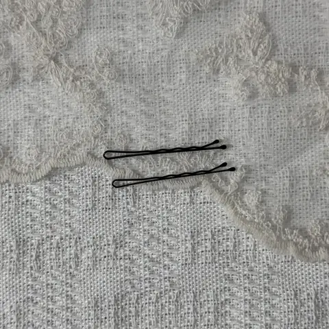 Urbeauty Plain Unisex Metal Bobby Pins & Pin-Shaped Hair Clips - Casual Bun-Styling Accessory, Auto-Included Free Gift with Hair Purchases (Not for Separate Order/Sale)