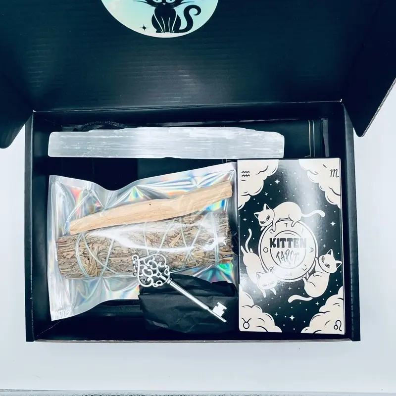 Tarot Ritual Kit for Witches & Diviners - Includes Labradorite Pendulum, Tarot Cloth, Selenite Wand, Smudge Sticks, Velvet Bag & Digital Tarot Layouts