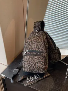 Fashion Leopard Print Everyday Crossbody Bag, Simple Lightweight Design, Versatile Waist Pack, Multi-Functional Backpack, Stylish and Practical
