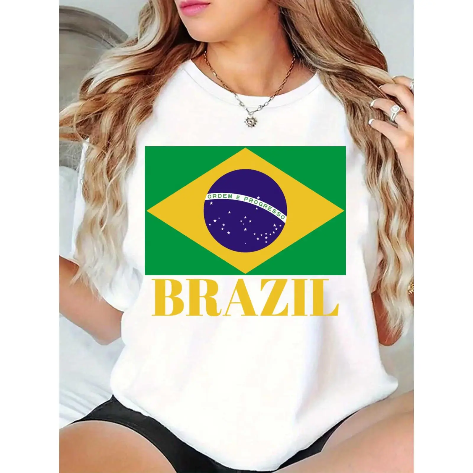 Women's Brazil Flag & "BRAZIL" Graphic T - Shirt, Casual Short Sleeve Tee for Brazil Fans, Ideal for Cultural Celebrations, Sports Events & Daily Wear