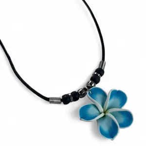 Y2K Coconut Girl Aesthetic Plumeria Necklace | Tropical Beachy Core | 2000s Jewelry | Vintage Necklace gift