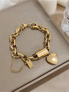Punk Chunky Golden Color Thick Chain Stainless Steel Bracelets Fashion Design Heart Love Pendant Wrist JewelryNew Year's Gifts Valentine's Day Gifts Heart Shaped Bracelet