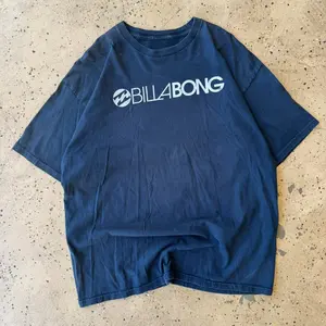 Vintage 90’s Y2k Billabong Tee Shirt, Unisex Crewneck for Men, Dad Gift, Outfit Ideas