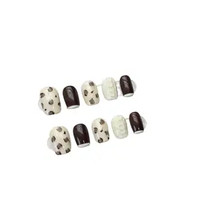 Y8 Contrasting Color Cow Handmade Nail Art with Reusable Almond Press Press-On Glossy Acrylic Nail and False French Tip nail  polish french tip nail Handmade Coffin Almond Press-On Nail Kit