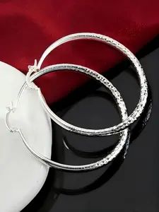 Pair Of Silvery Earrings, Suitable For Women, Elegant Large Circle Design, Hoop Earrings, Silvery Color, Hypoallergenic Ear Needles, Suitable For Daily And Vacation Wear, Suitable As Valentine's Day Gift