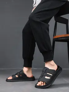 Men's lightweight and versatile summer slippers, retro leather trendy sandals, durable and stylish for workplace commuting, shopping and walking