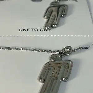 Matching Stainless Steel Non-Tarnish Best Friend Fun Necklaces Set Waterproof High-Quality Chain & Engraving