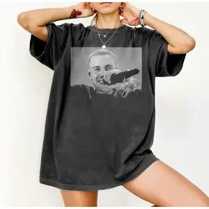 Bieber Live DAISIES V2 Comfort Colors Shirt, Retro Music T-Shirt, Tour 2026 Tee world tshirts 2000s orange black