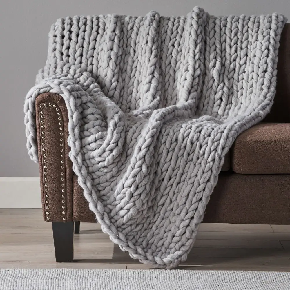 KWPZQEB Chunky Knit Blanket Throw Soft Plush Blanket 50x60'' Handmade Thick Cable Knit Crochet BlanketRope Knot Throw Blanket for Couch Light Gray