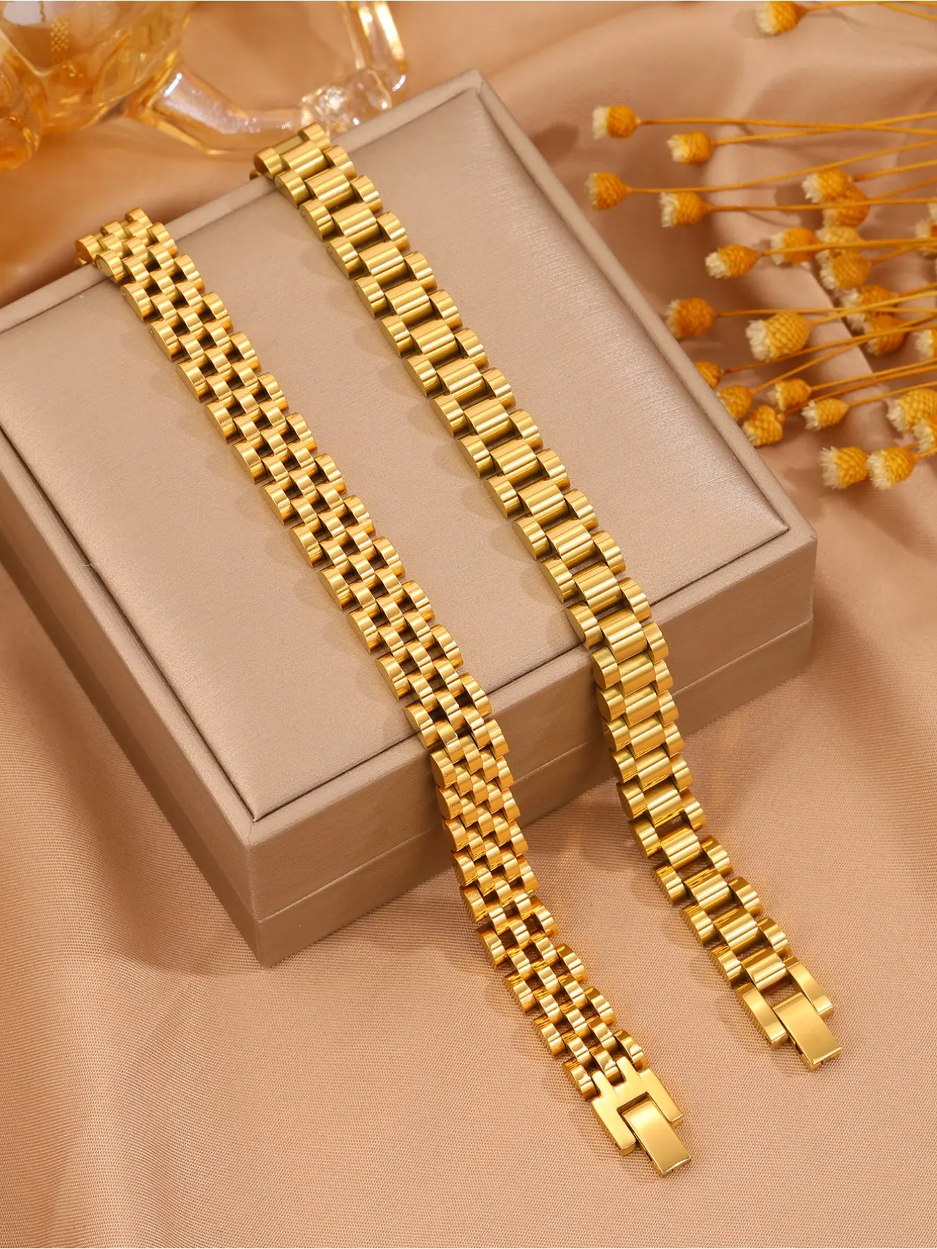2 classic 304 stainless steel bracelet sets - strap design, Elegant Minimalist Bangle, Bangles Set, suitable for casual wear and special occasions, giving the perfect gift