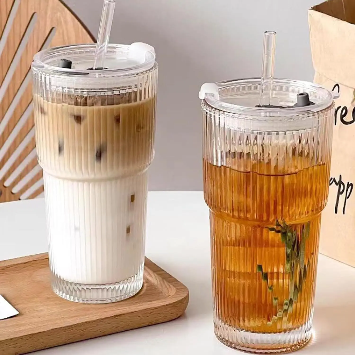 4pcs 20oz Vertical Stripes Premium Thick Glass Beverage Tumblers with Leak-Proof Lid & Straw, Stylish Drinkware for Iced Coffees, Mixed Drinks, Juices, Family Use & Parties (Home & Festive Supplies)