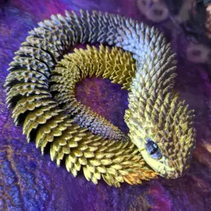 Fidgdt Snake Articulated Collector Desk Pet with Glass Eyes Unique Design Durable Material for Desk Decoration Fidget Fun Holiday Gift