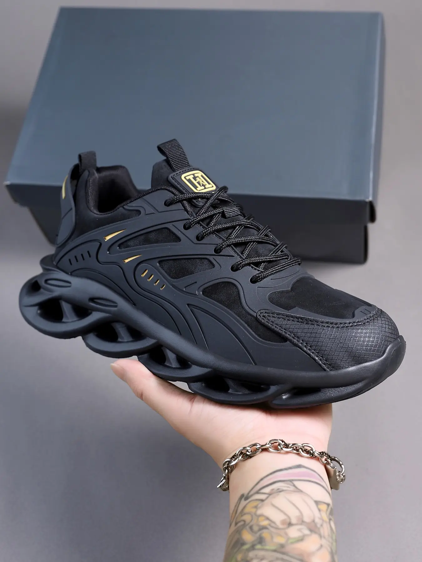 Men's Gold Tech Sports Sneakers, Futuristic Skeleton Design, Cloud-Like Soft Sole Shock Absorption, Ideal for Commuting and Weekend Travel