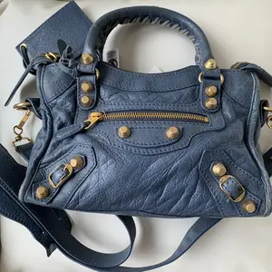Pre-owned Balenciaga Mini City Handbag, Blue Leather, Gold Hardware, Authentic Vintage Crossbody Bag/BB03324014