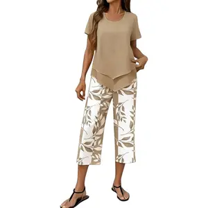 2 Piece Capri Sets for Women Summer Plus Size Square Neck Tops Floral Print Wide Leg Capris Pants Boho Beach Travel Outfits
