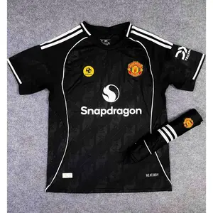 25/26 Man U Goalkeeper Football Kit
