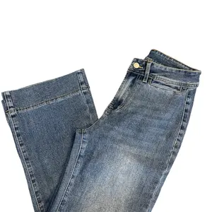 Ashleigh Blue Cropped Jeans with Mineral Wash Finish for Women - Womenswear