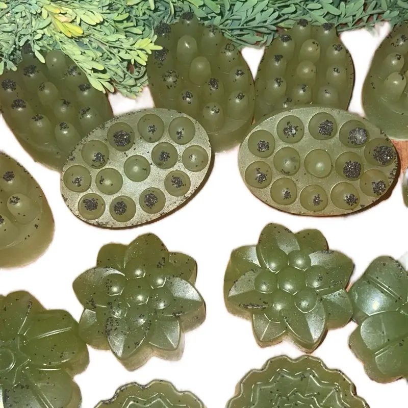 Rue & Rosemary Soap - Handmade 50g with Castor Oil & Vitamin E - Green Soap with Beads, Floral Design, Hydrating and Cleansing Benefits Comfort Cleanser