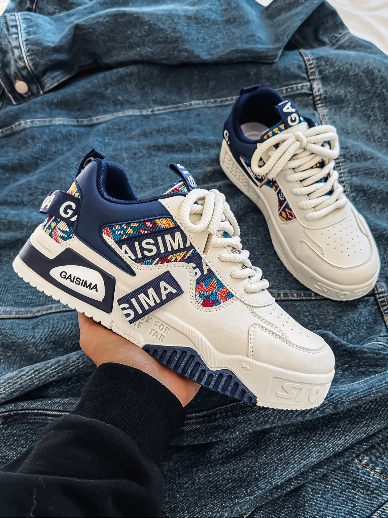 Stylish Men's Walking Shoes LowTop Woven Canvas Skate Sneakers