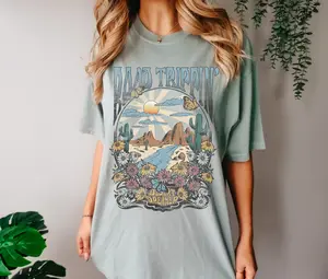 Road Trippin' Desert Dreamer Oversized Graphic Tee