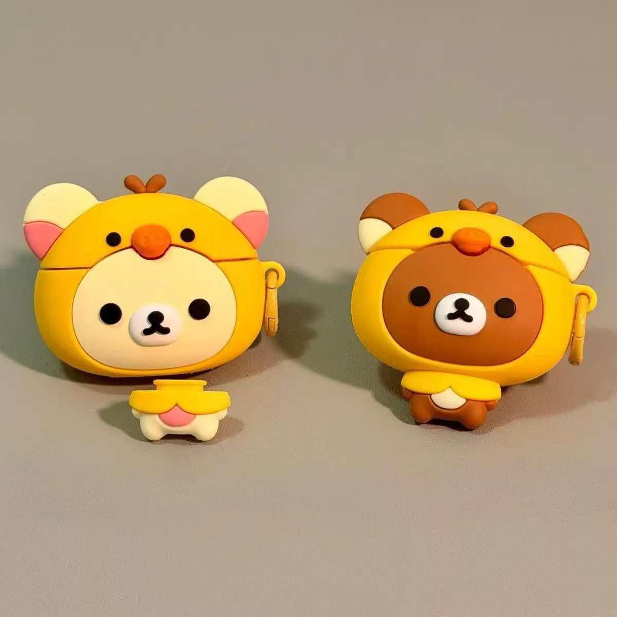 Cute, fun bear design protective case for AirPods Pro 3/AirPods 4/AirPods Pro 2/AirPods 2