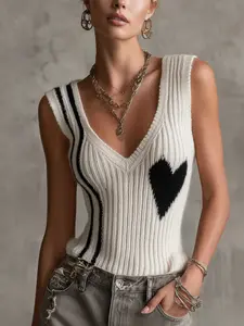 Women's Colorblock Knit Vest Tops, V Neck Sleeveless Heart Embroidery Slim Fit, Casual Fashion Inner Layer Outerwear Womenswear