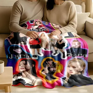 1 piece Girls' Pop Band Members Collection themed flannel blanket - Super soft fluffy flannel sofa blanket, suitable for beds and sofas, all-season use, modern geometric pattern design, digital printing, 100% polyester material, machine washable