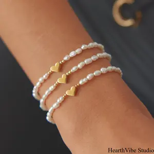 Valentine's Day Heart-Shaped Faux Pearl Bracelet — Fresh-Style Hematite Jewelry Bracelet — Simple and Elegant Style Jewelry