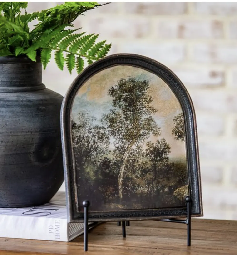 Black Arch Landscape Frame