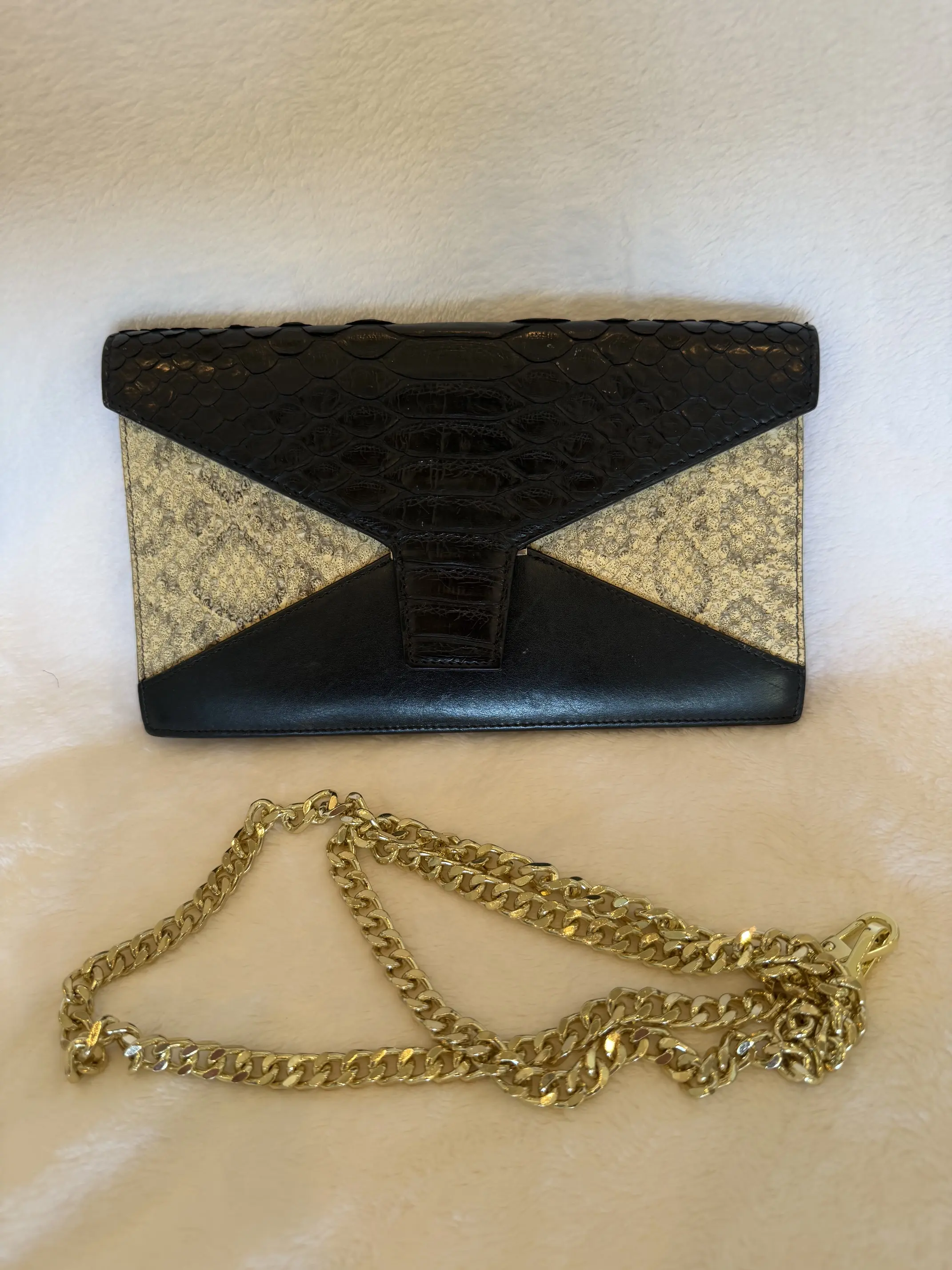 Pre-owned Celine Leather Clutches & Wristlets Real Exotic Color Diamond Clutch