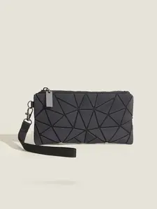 2026 New Geometric Rhombus Night Glow Crossbody Bag, Versatile Zipper Handbag, Ideal for Daily Casual and Business Travel, Women's PVC Bag