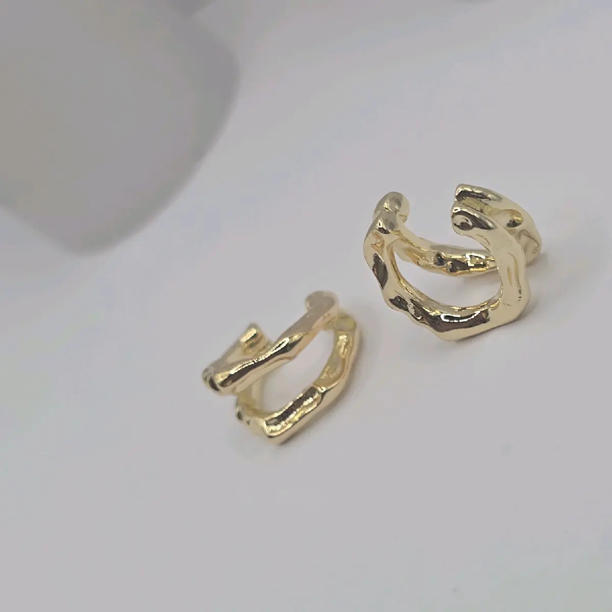 Gold-Plated Cuff Earrings - Fashion Style (1 Pair, 2 Earrings) non tarnish gold jewelry accessories women