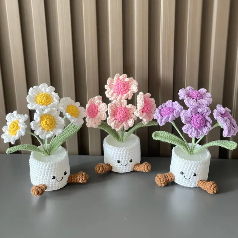 Handmade Crochet Daisy Flower Pot - White, Pink, Purple, or Blue - Cute Gift for Her, Girlfriend, Friend, Colleague, Crochet Flower Bouquet